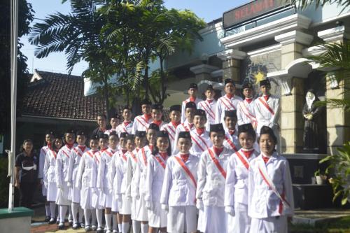 Pasukan pengibar bendera 