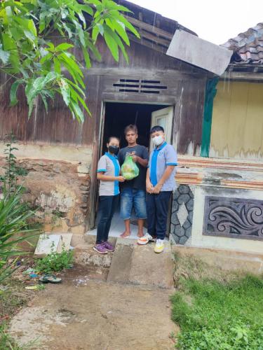 HPS-SMP-Stella-Matutina-untuk-warga-yang-membutuhkan-daerah-Kayuwangi